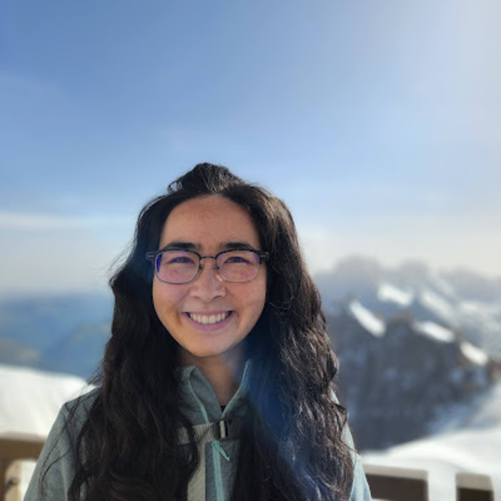 Meet your Posher, Jenn